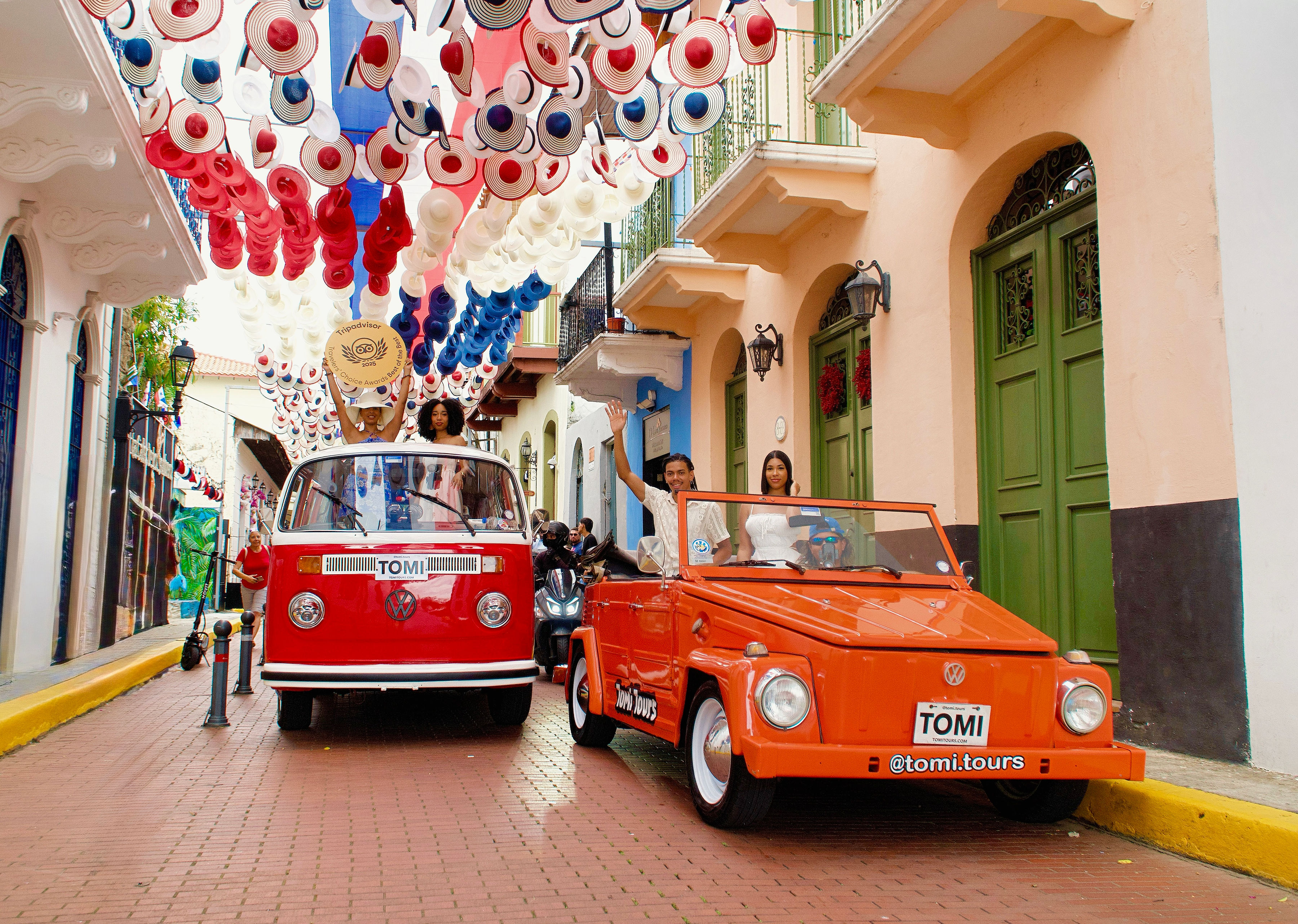 VW Safari tour in Panama City with Tomi Tours